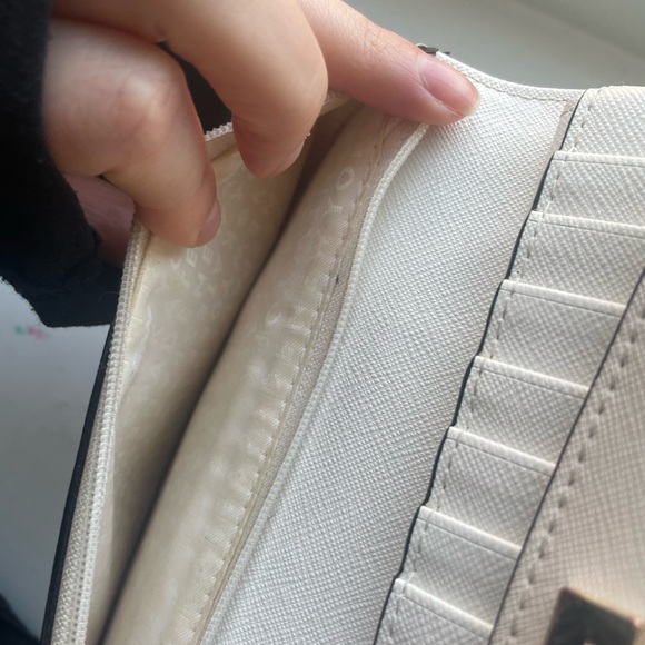 KATE SPADE- Clutch with cross body strap- - Picture 6 of 6